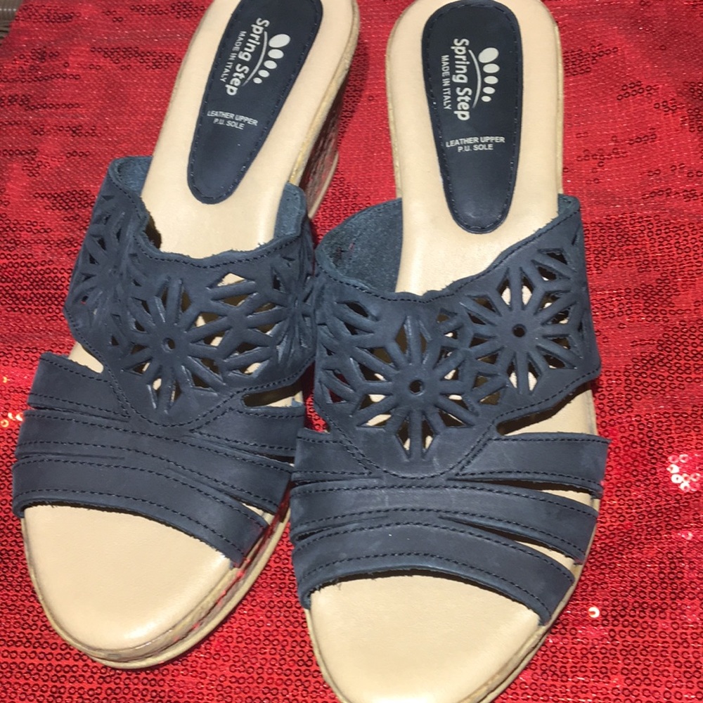 Black wedge sandals